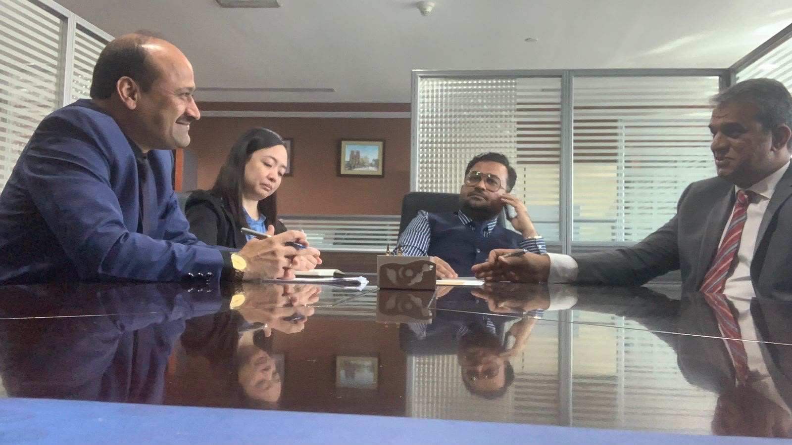 Contract signing session, DMS office